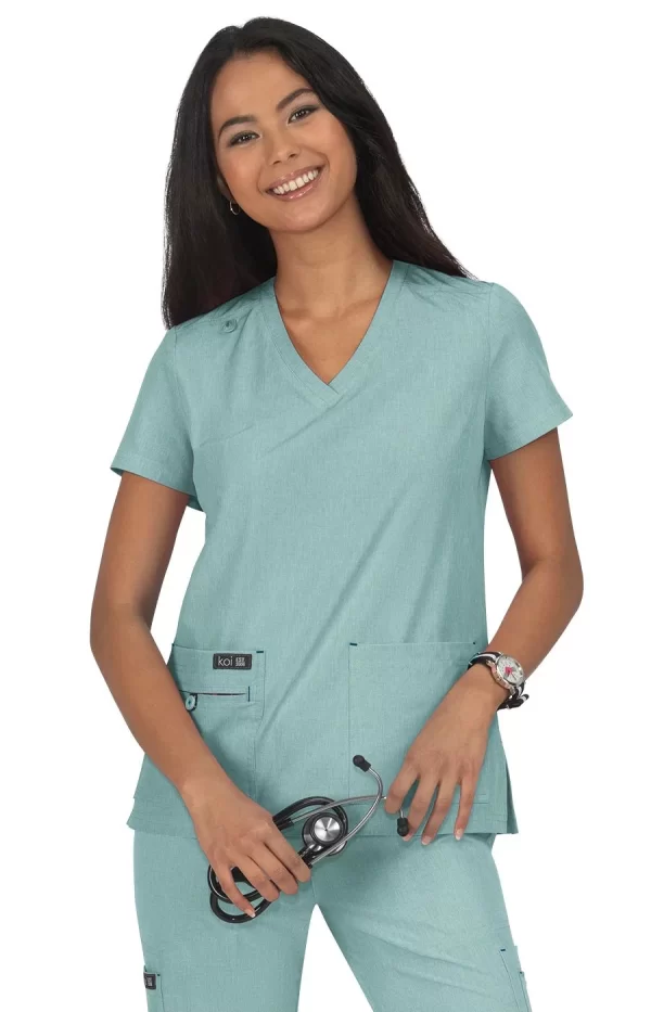 373  Blusa médica elástica de cuatro bolsillos para mujer Becca de Koi Basics